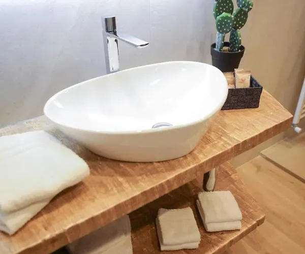 Casarella * كاستل دي سانجرو